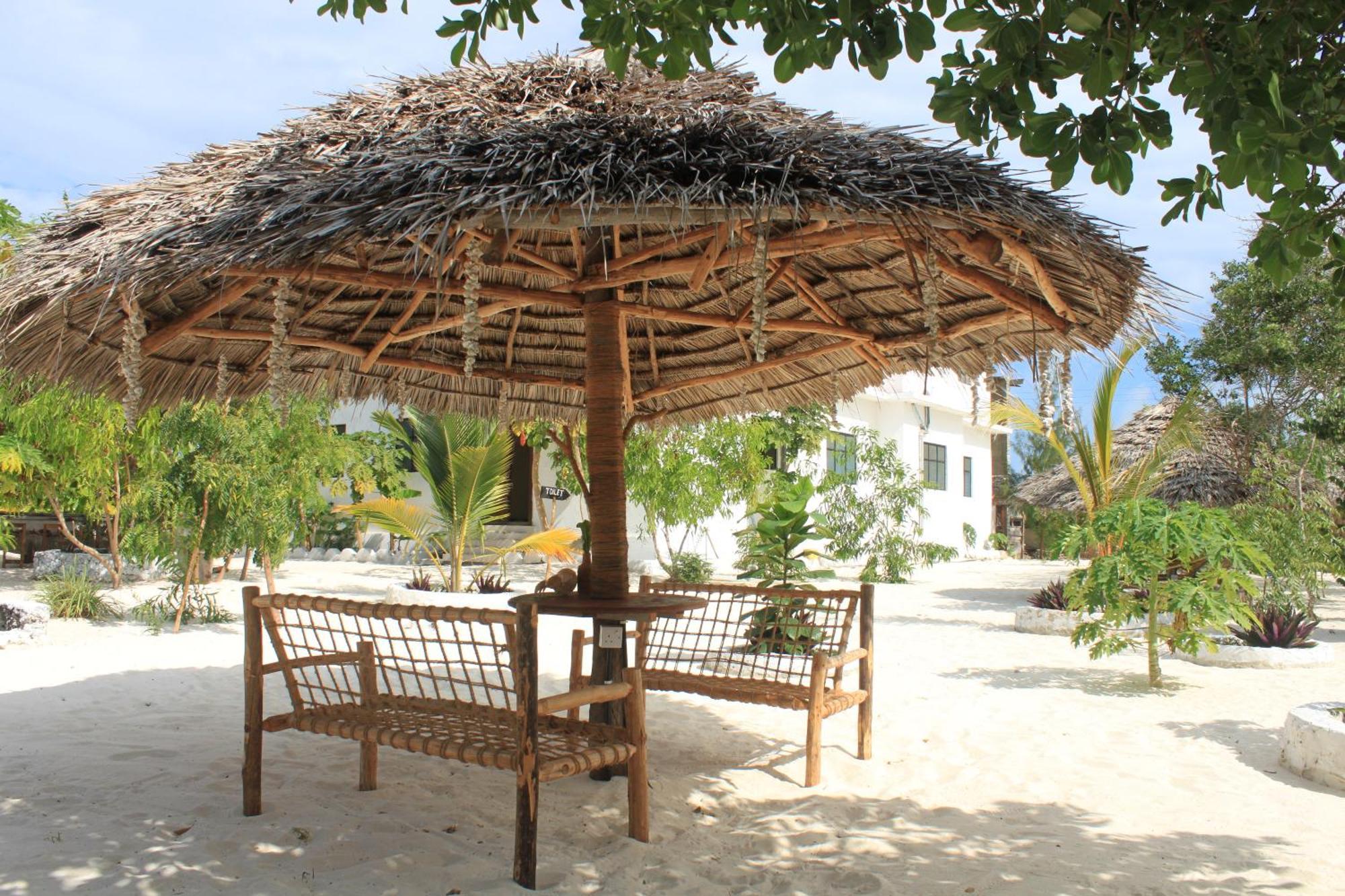 גאמביאני Mfumbwi Lodge מראה חיצוני תמונה