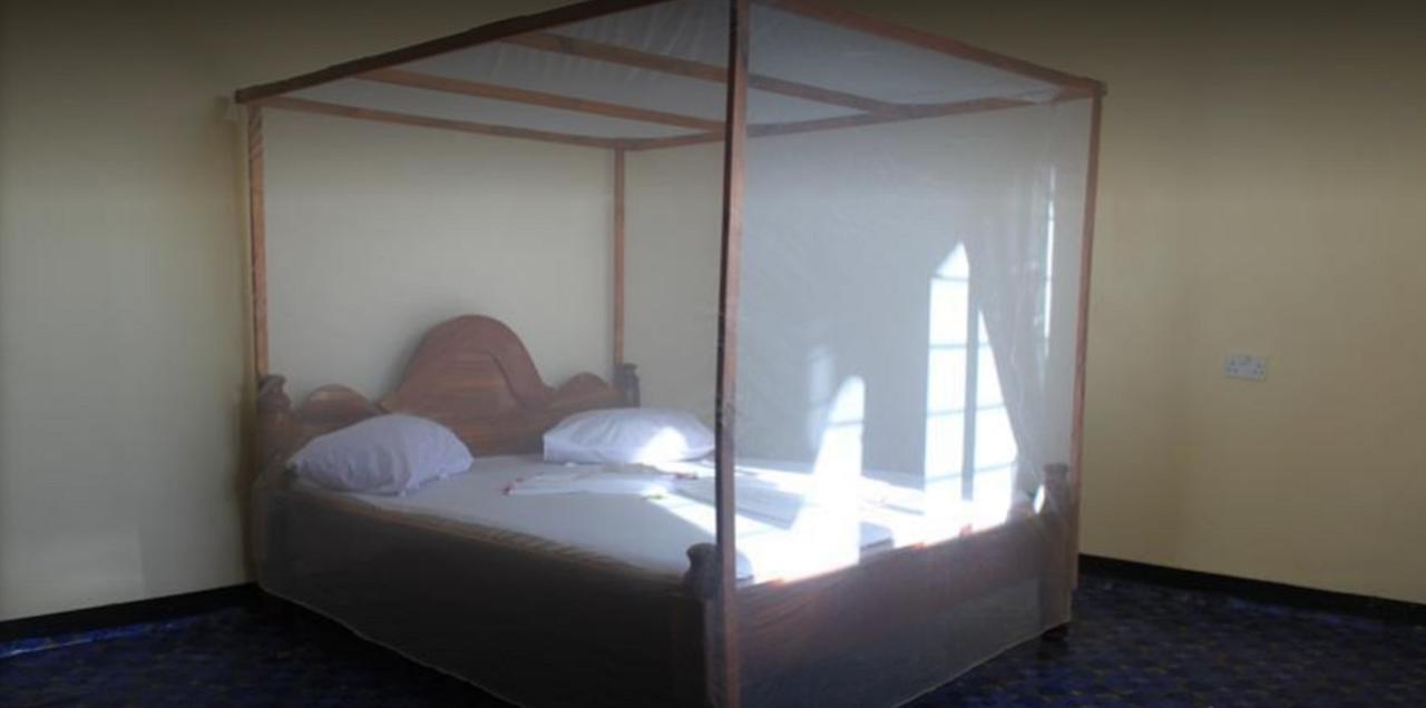 גאמביאני Mfumbwi Lodge מראה חיצוני תמונה
